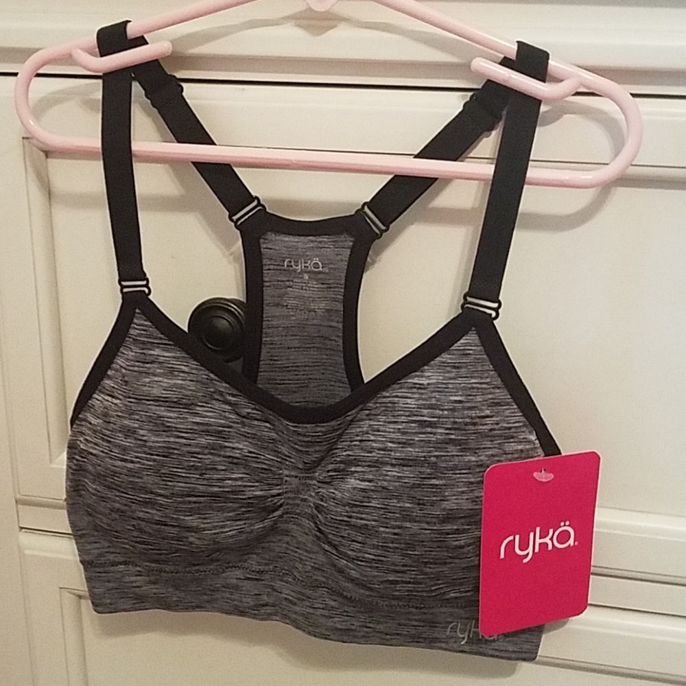 Sports bra
